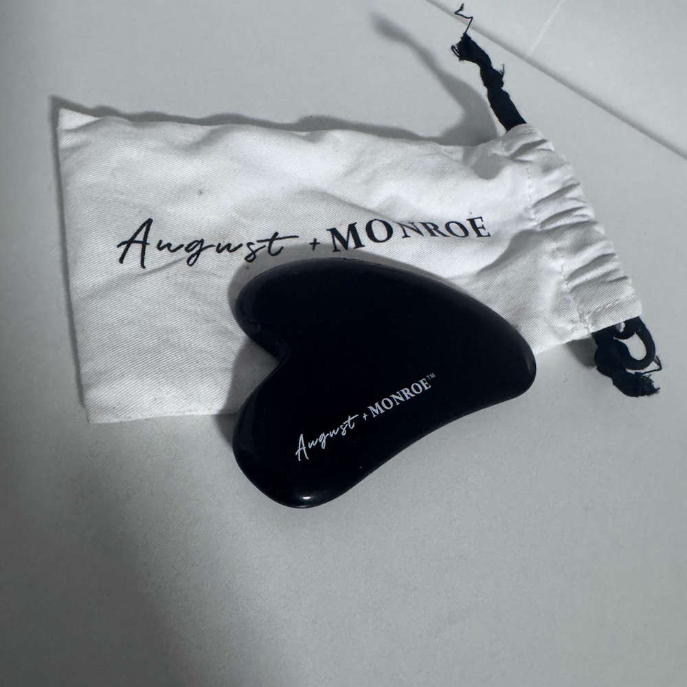 August + Monroe Gua Sha & White Drawstring Pouch